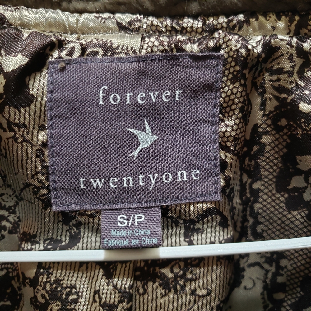 Forever 21 Gray Faux Fur Jacket - Picture 2 of 4